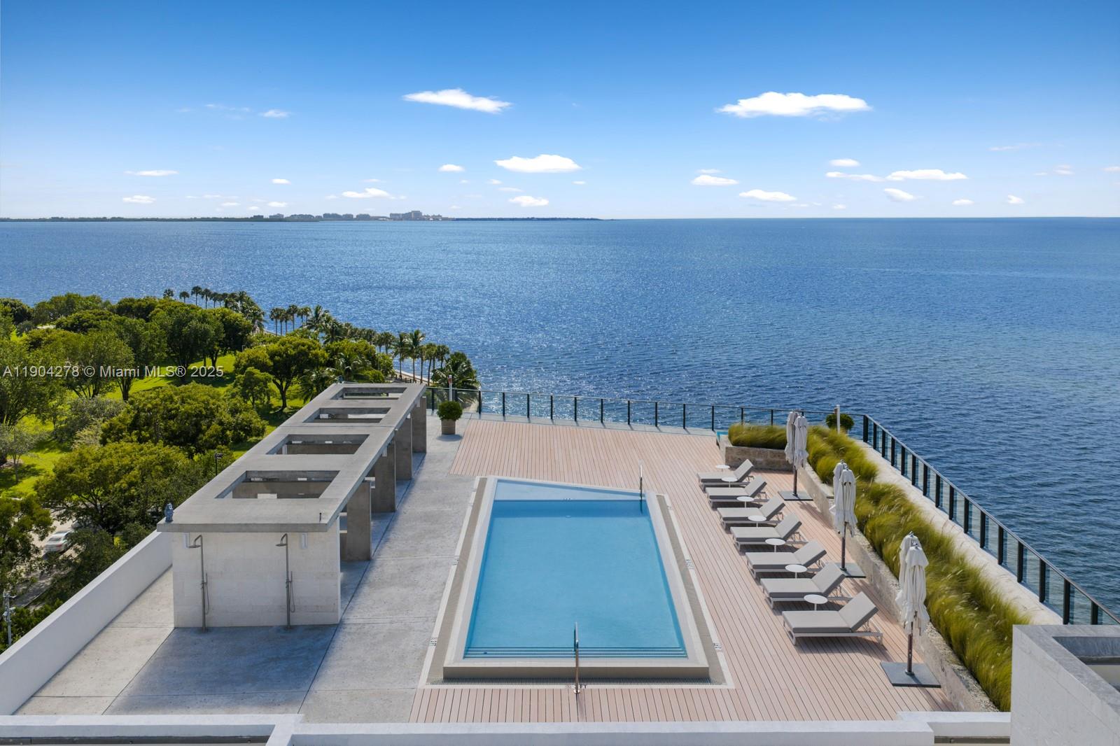 image The Fairchild Condo49