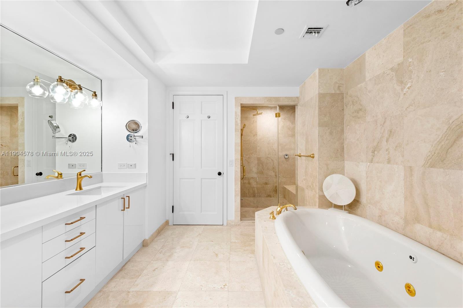 Undisclosed Address Miami Beach, FL 33109