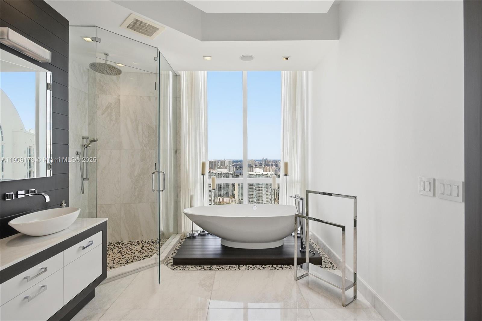 16001 Collins Ave #3504 Sunny Isles Beach, FL 33160