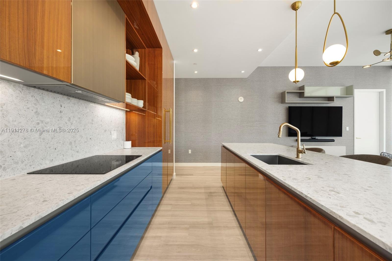 2655 S Bayshore Dr #1412 Miami, FL 33133