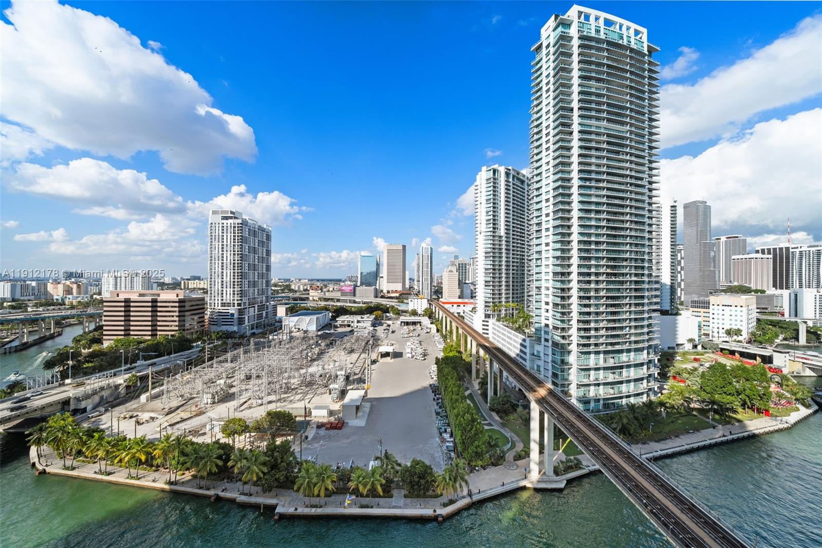 image Neo Vertika Condo13