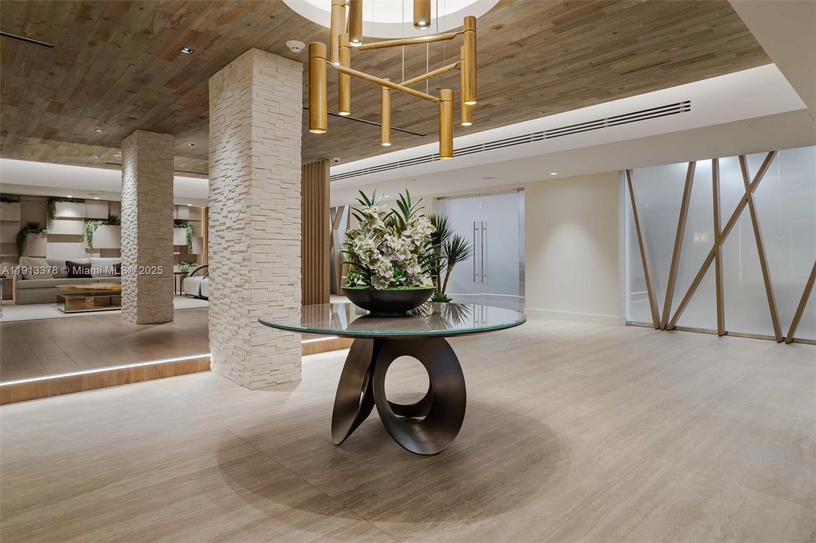 2301 Collins Ave #1634 Miami Beach, FL 33139