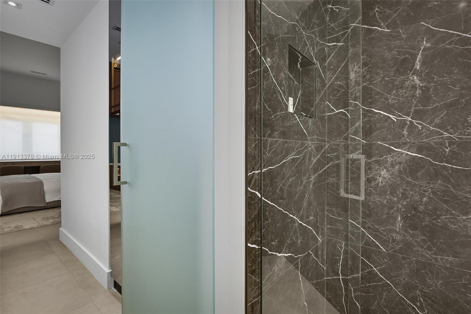 2301 Collins Ave #1634 Miami Beach, FL 33139