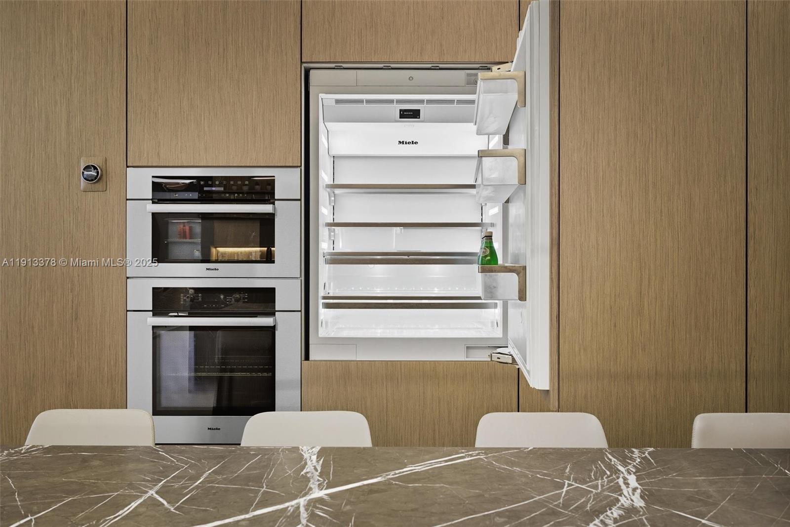 2301 Collins Ave #1634 Miami Beach, FL 33139