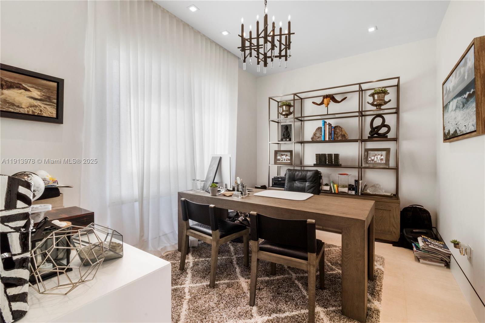 3554 W Glencoe St Miami, FL 33133