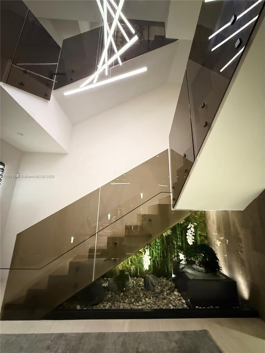 3554 W Glencoe St Miami, FL 33133