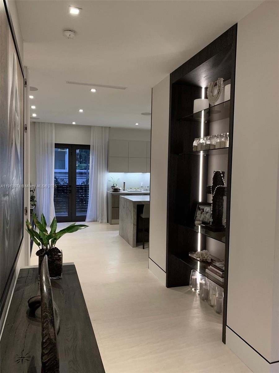 3554 W Glencoe St Miami, FL 33133