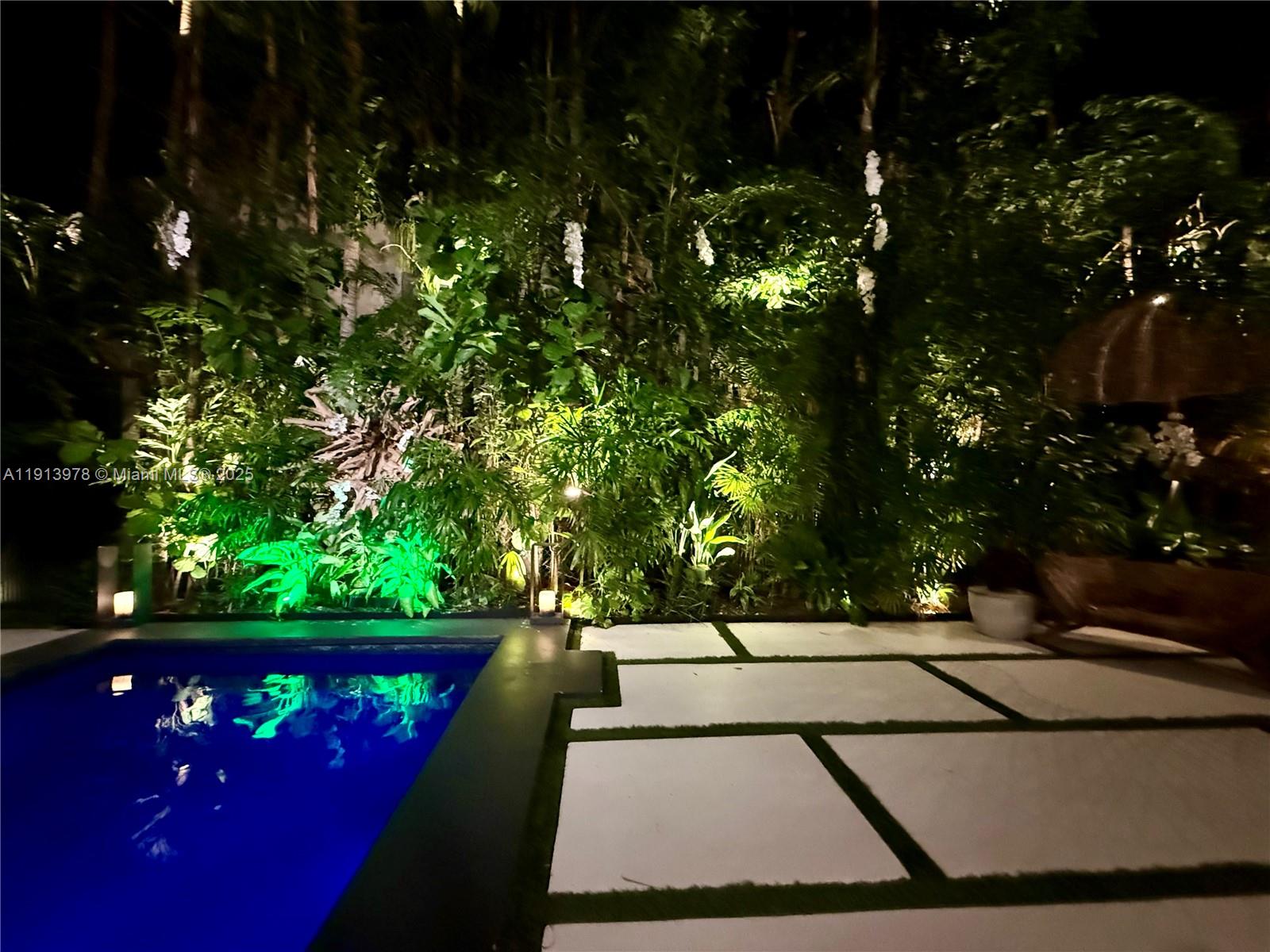 3554 W Glencoe St Miami, FL 33133