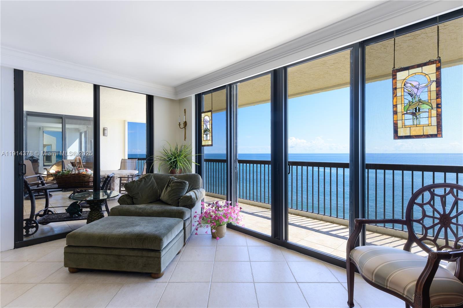 19670 Beach Rd #PHB3 Tequesta, FL 33469