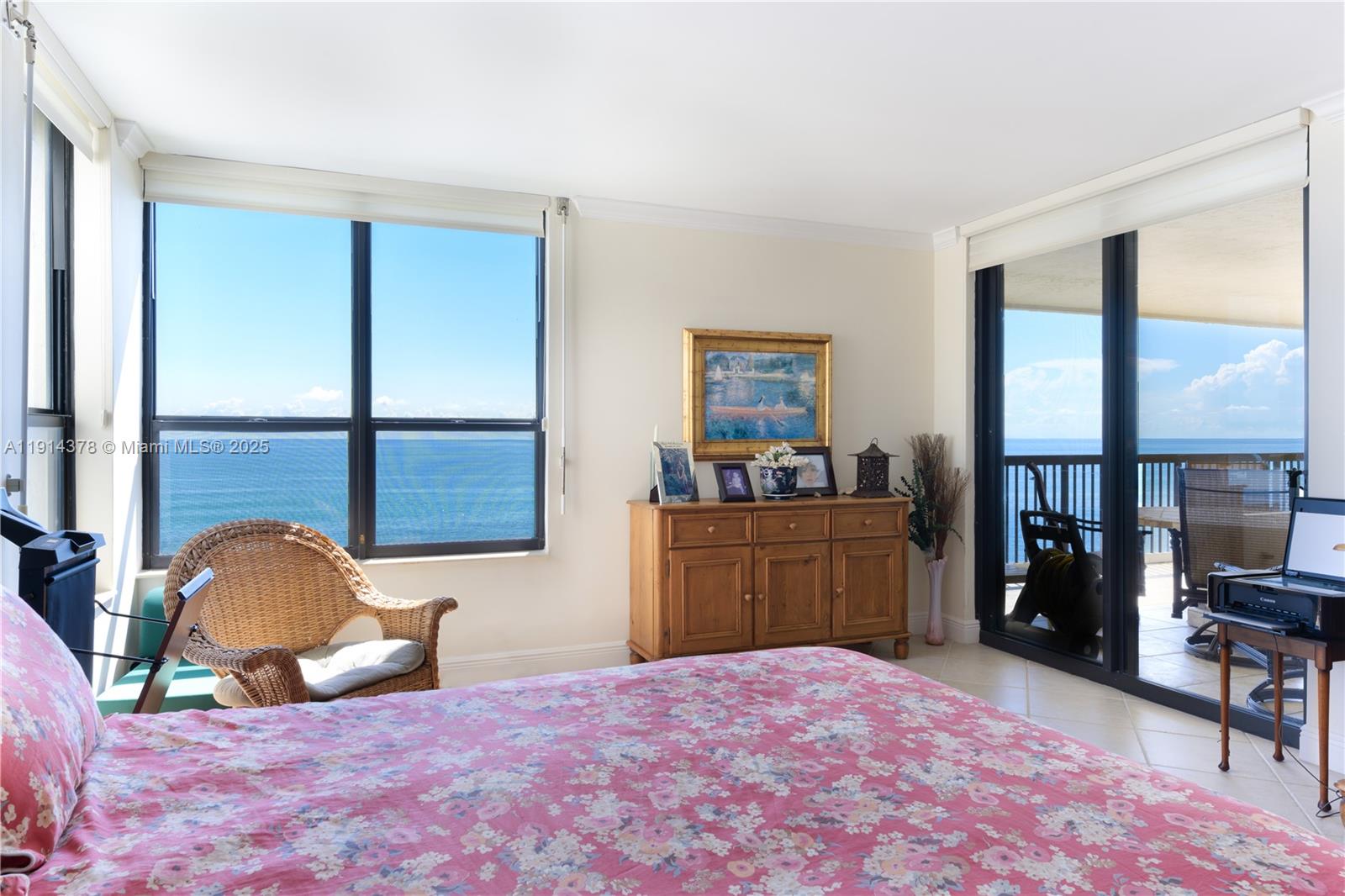 19670 Beach Rd #PHB3 Tequesta, FL 33469