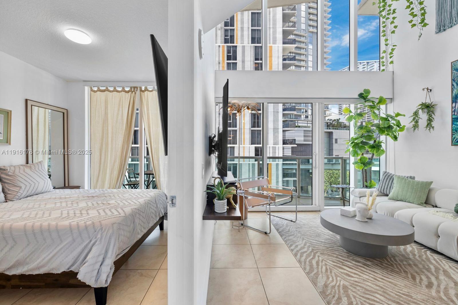 41 SE 5th St #510 Miami, FL 33131