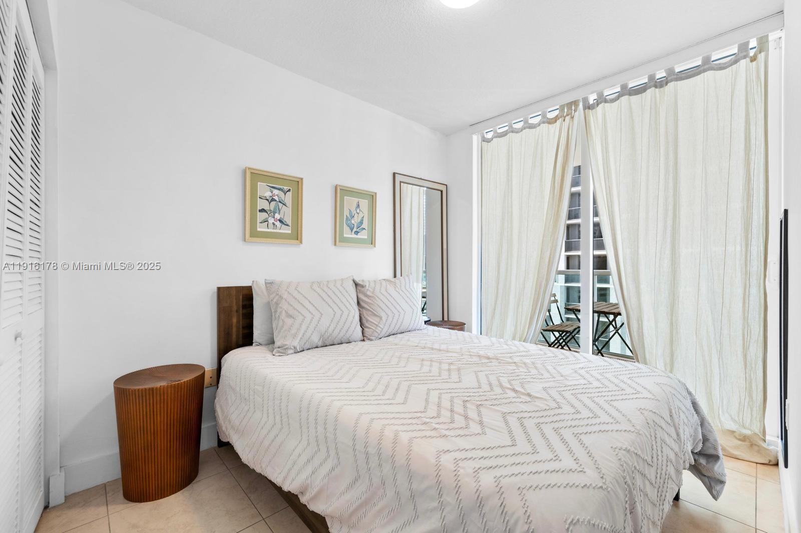 41 SE 5th St #510 Miami, FL 33131