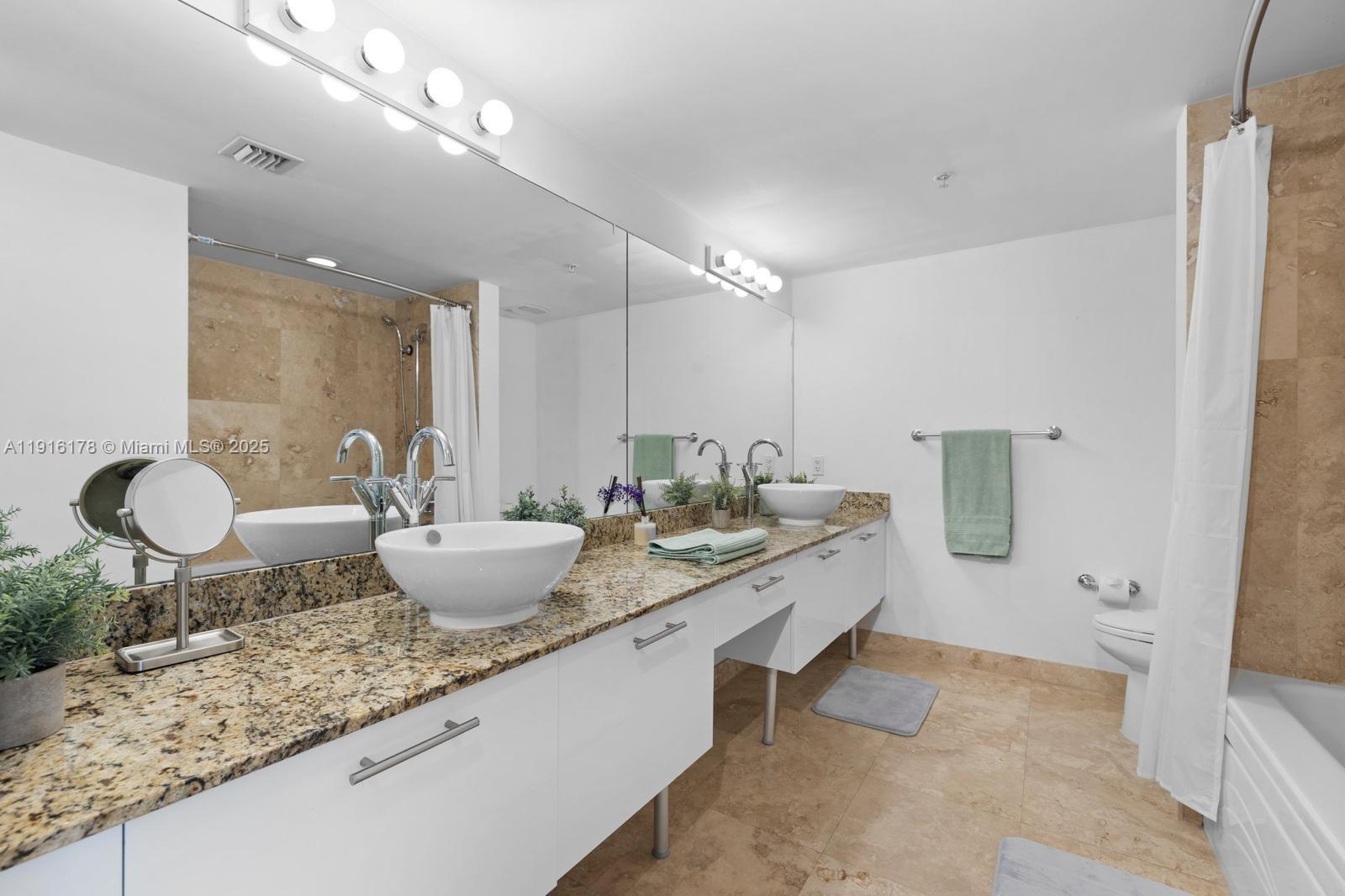 41 SE 5th St #510 Miami, FL 33131