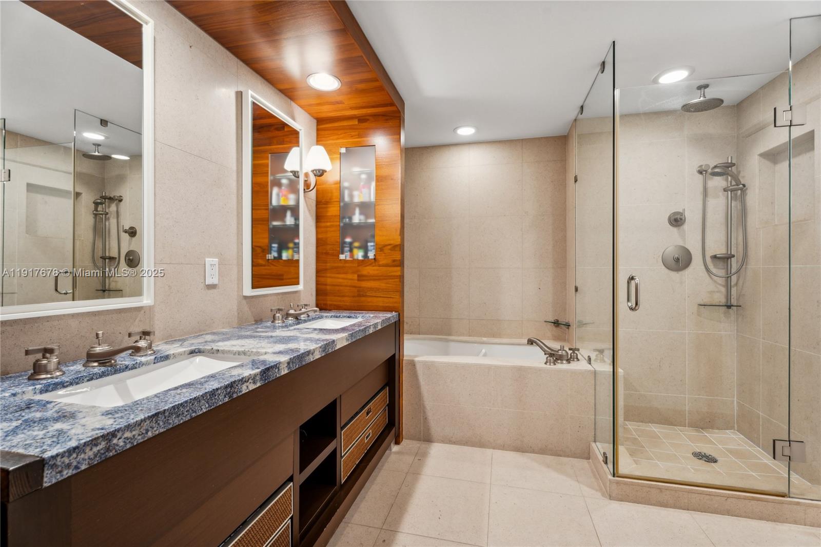 6799 Collins Ave #1602 Miami Beach, FL 33141