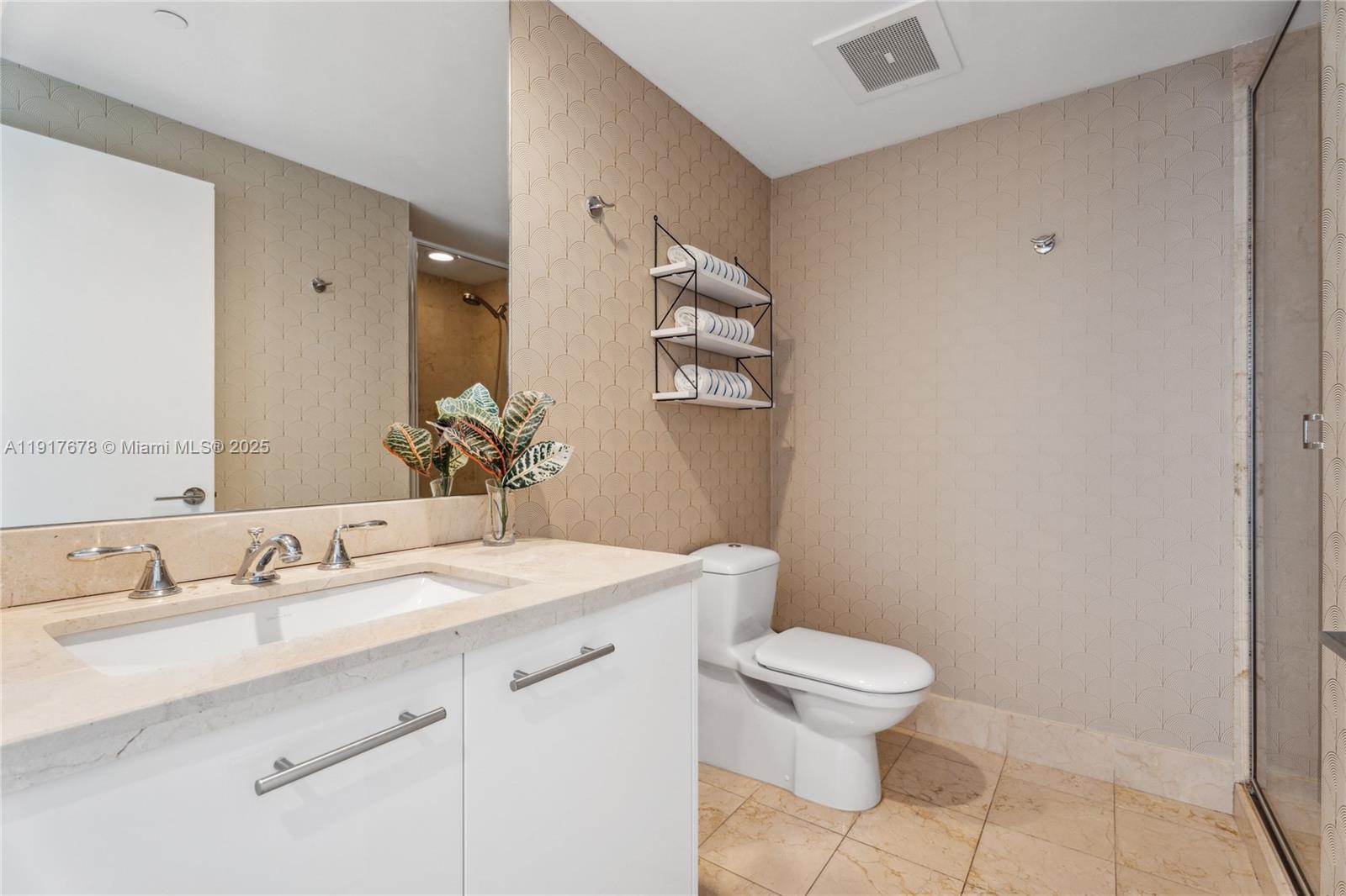 6799 Collins Ave #1602 Miami Beach, FL 33141