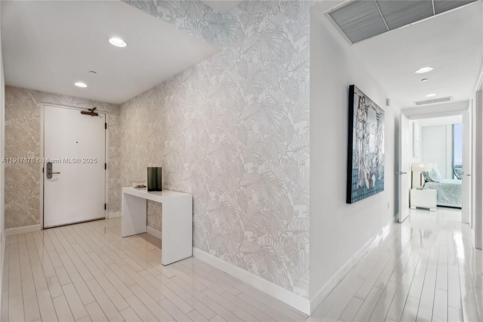 6799 Collins Ave #1602 Miami Beach, FL 33141