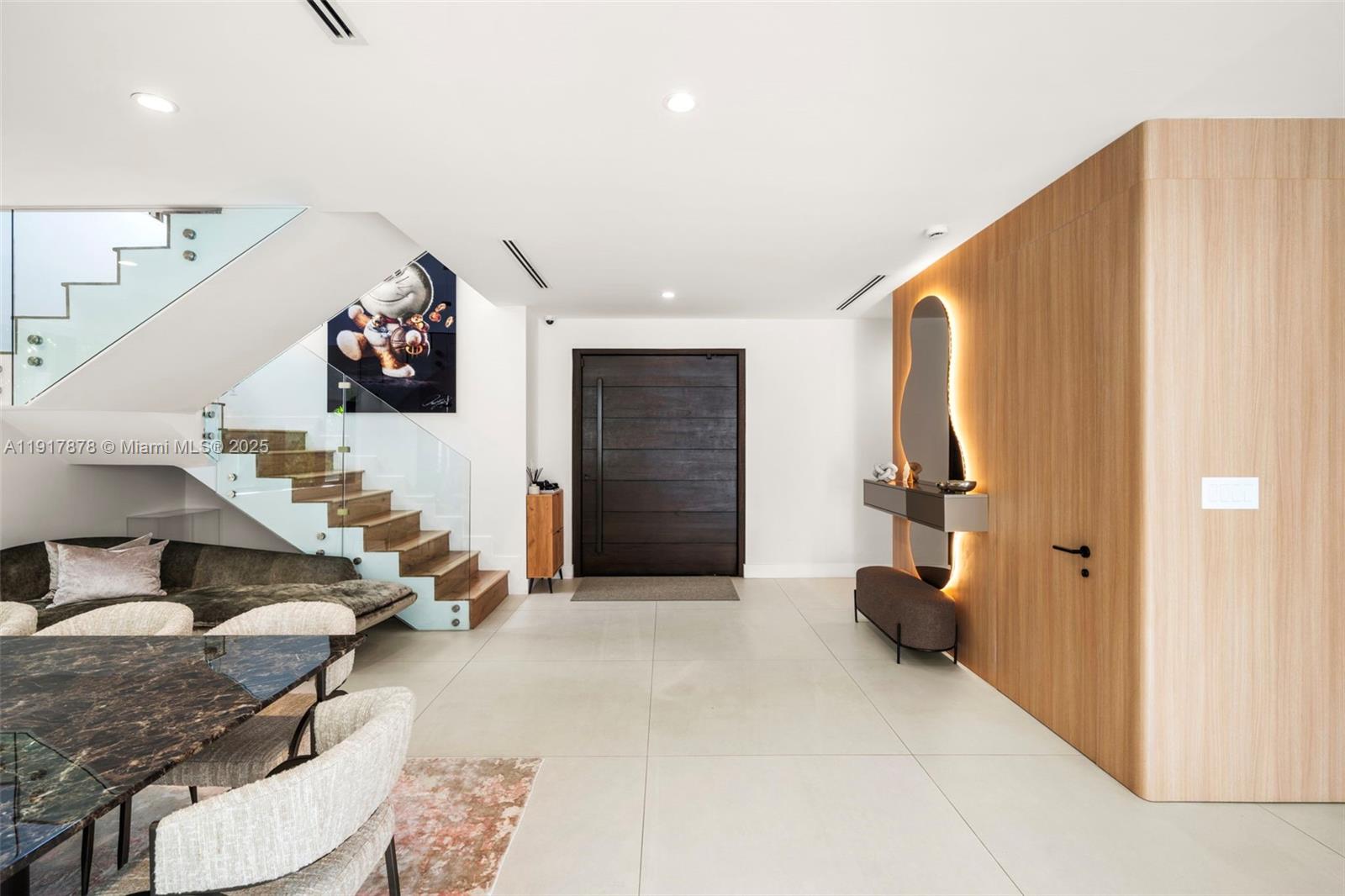 710 + 700 S Shore Dr Miami Beach, FL 33141