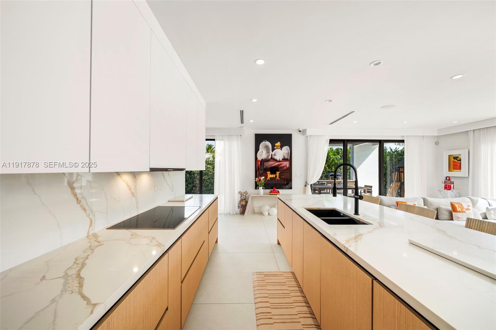 710 + 700 S Shore Dr Miami Beach, FL 33141