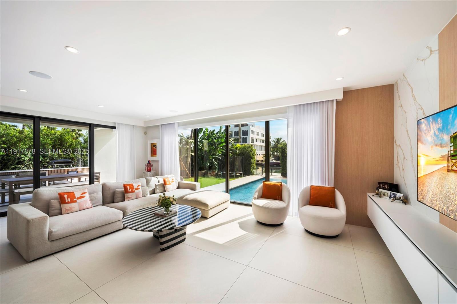 710 + 700 S Shore Dr Miami Beach, FL 33141