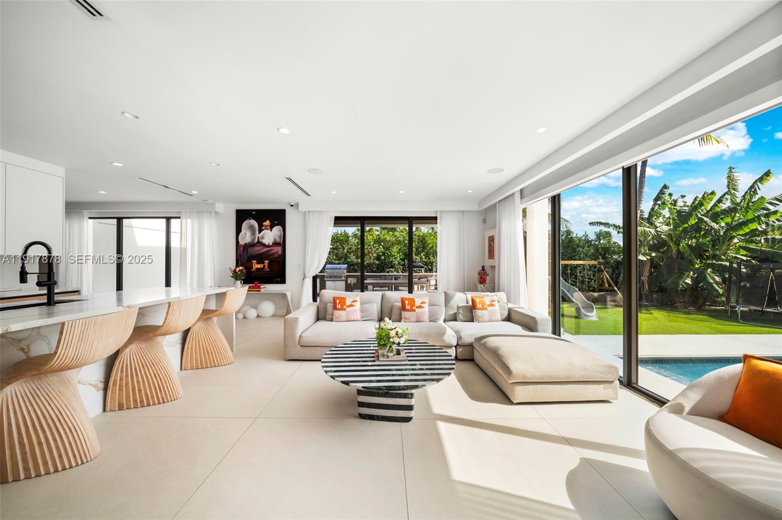 710 + 700 S Shore Dr Miami Beach, FL 33141