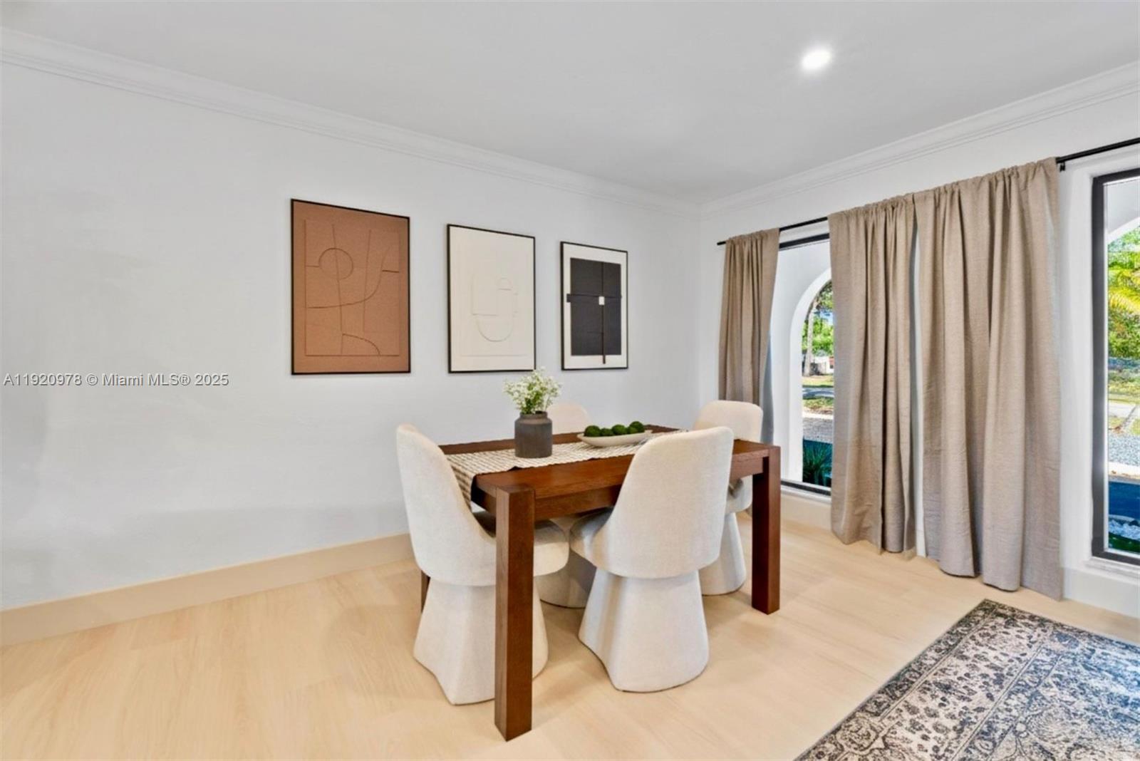 7020 Plantation Rd Plantation, FL 33317