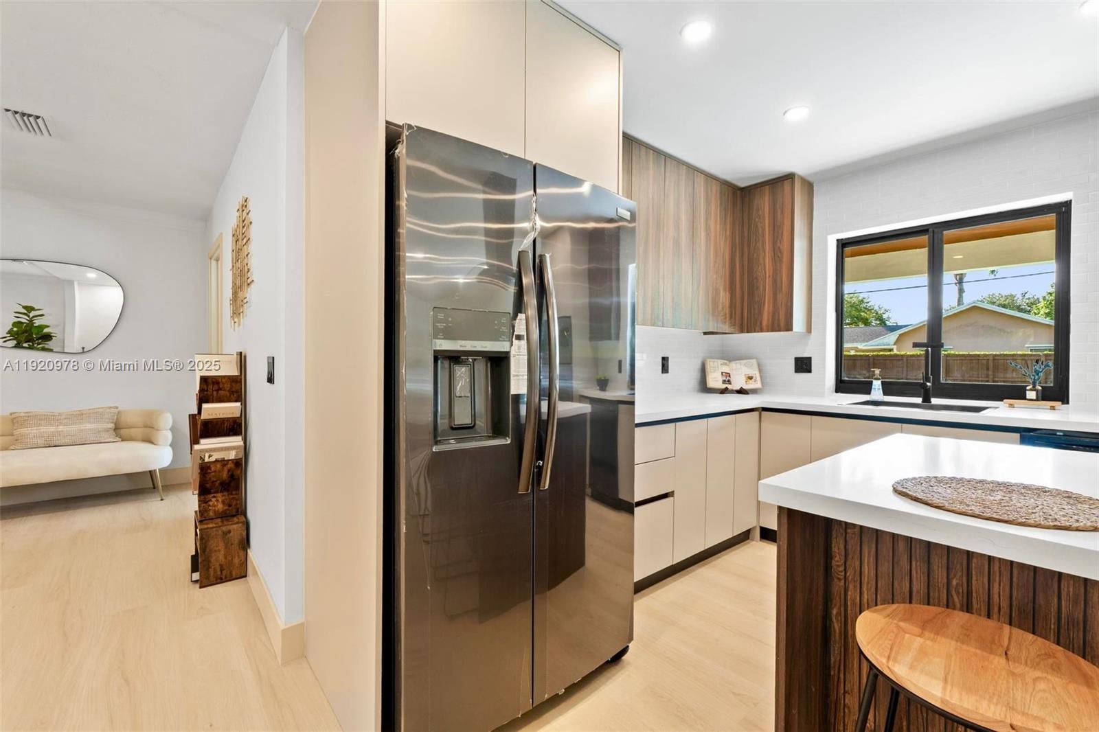 7020 Plantation Rd Plantation, FL 33317