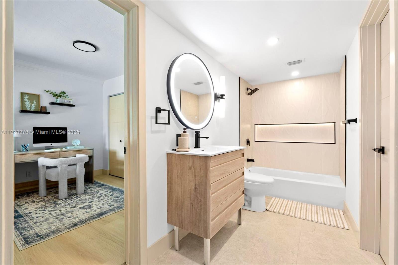 7020 Plantation Rd Plantation, FL 33317