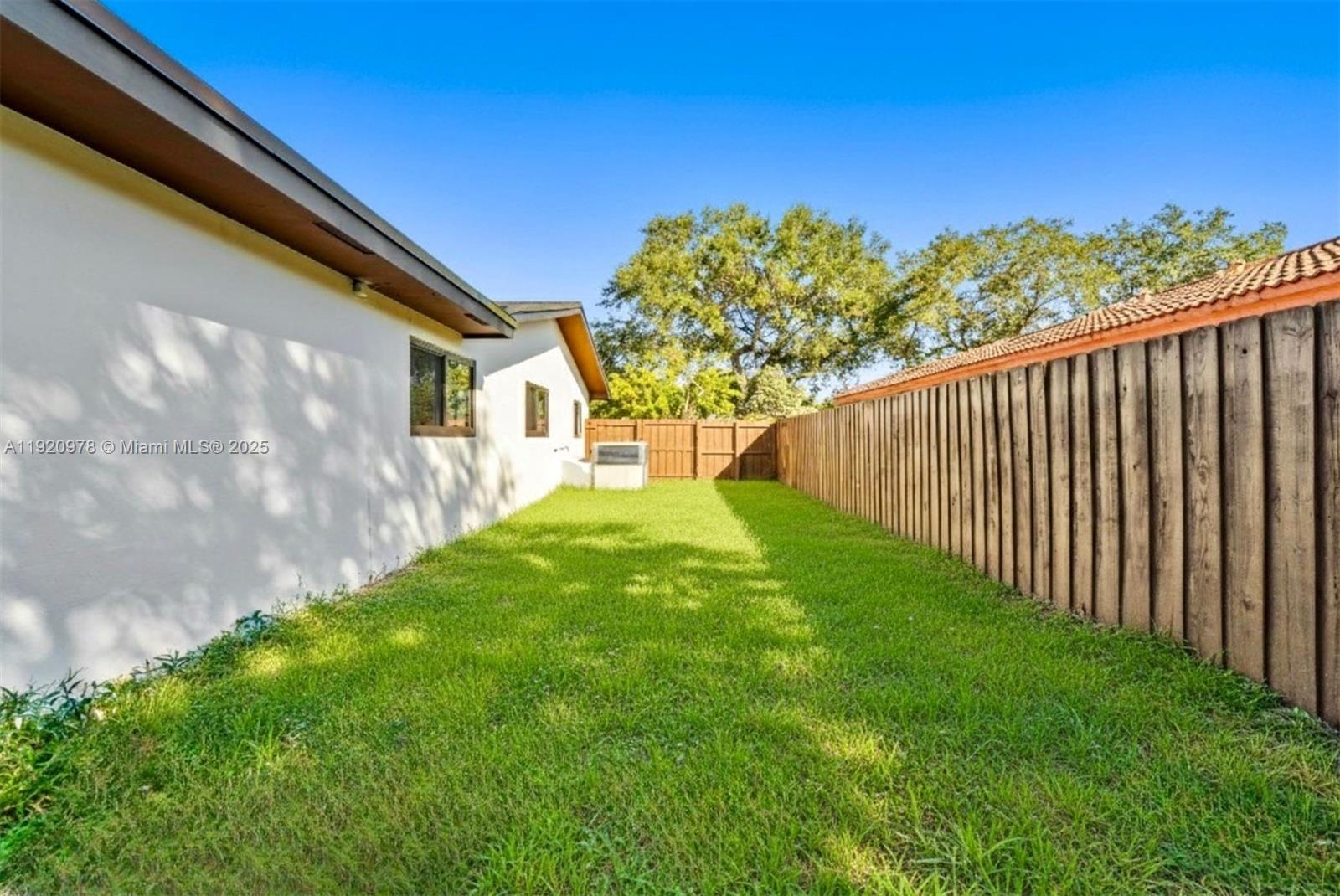 7020 Plantation Rd Plantation, FL 33317