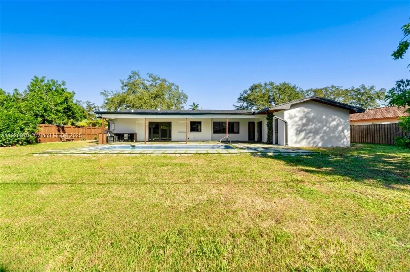 7020 Plantation Rd Plantation, FL 33317