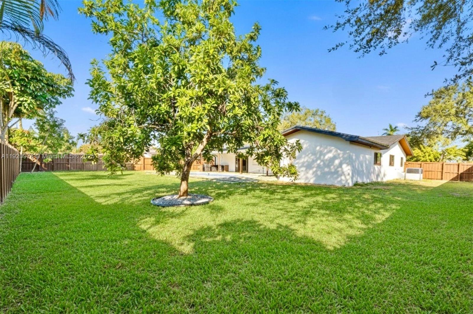 7020 Plantation Rd Plantation, FL 33317