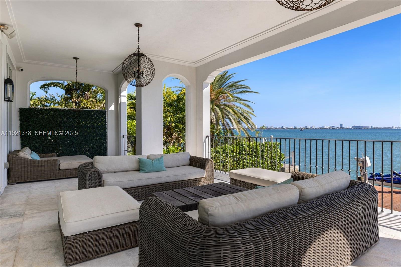 1460 S Treasure Dr North Bay Village, FL 33141