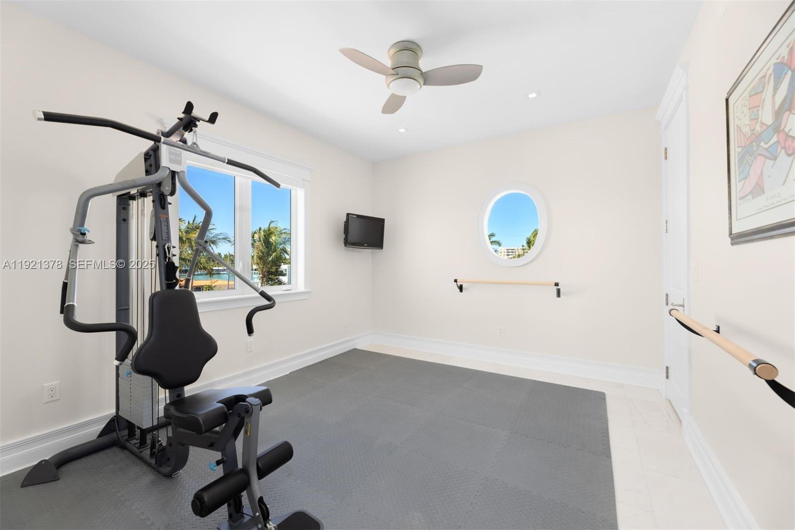 1460 S Treasure Dr North Bay Village, FL 33141