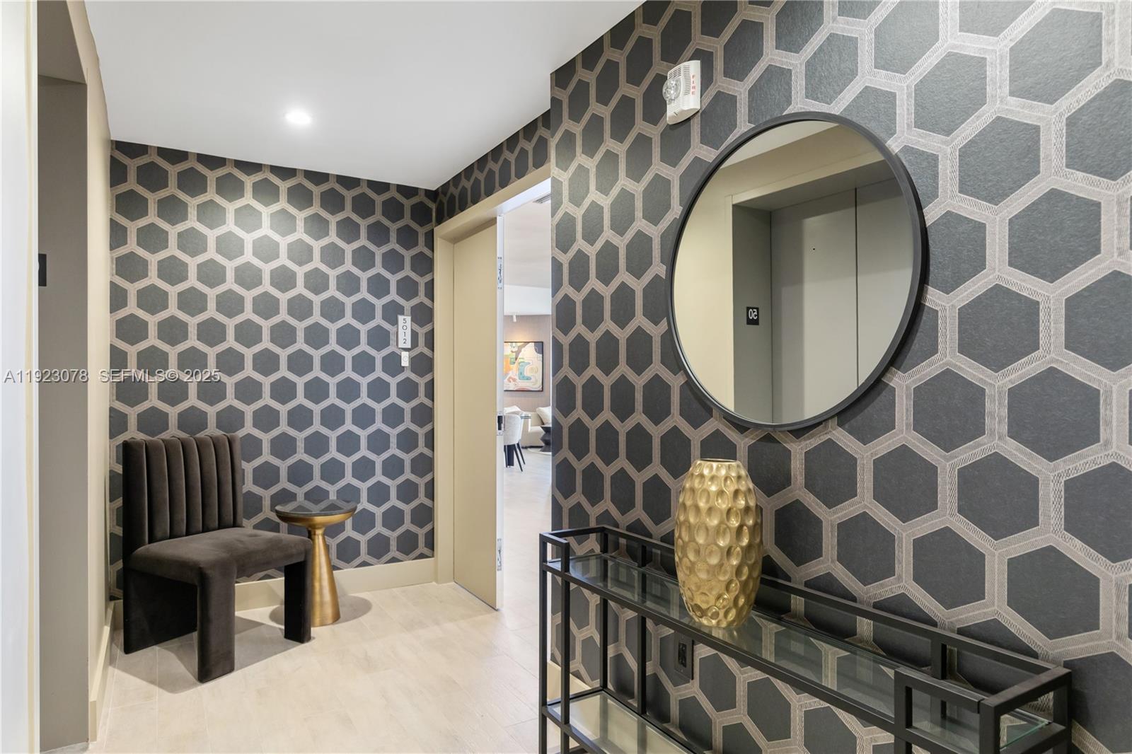 488 NE 18th St #5012 Miami, FL 33132