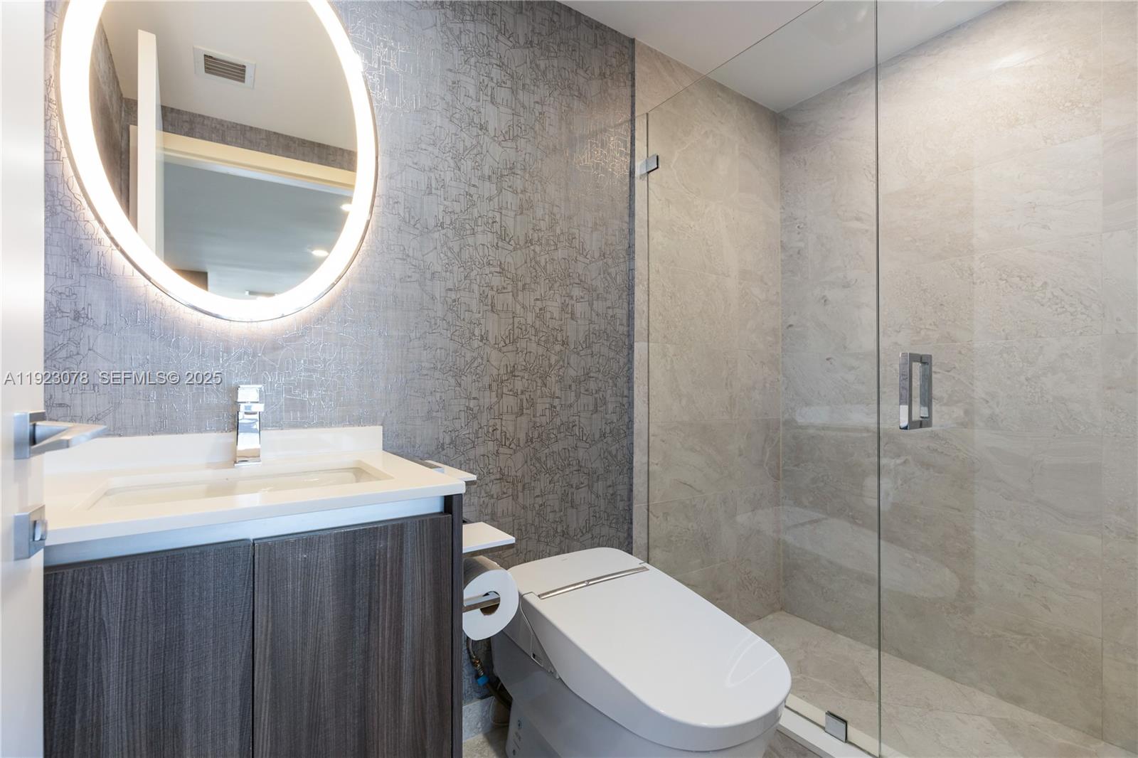 488 NE 18th St #5012 Miami, FL 33132