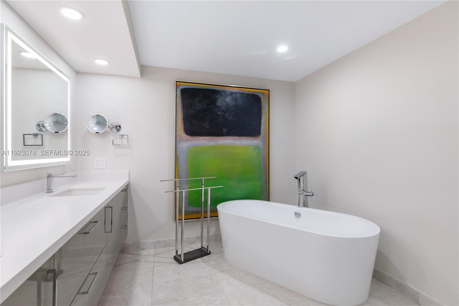 488 NE 18th St #5012 Miami, FL 33132