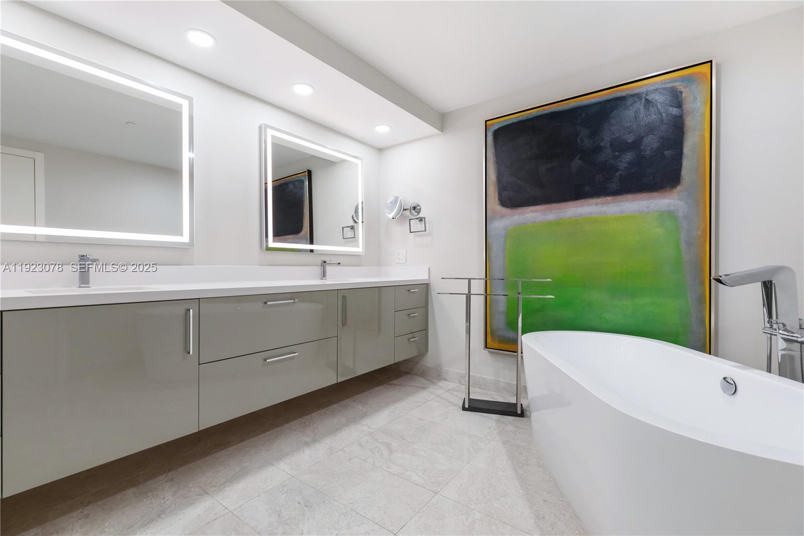 488 NE 18th St #5012 Miami, FL 33132