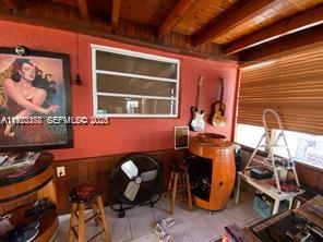 821 W 39th Pl Hialeah, FL 33012