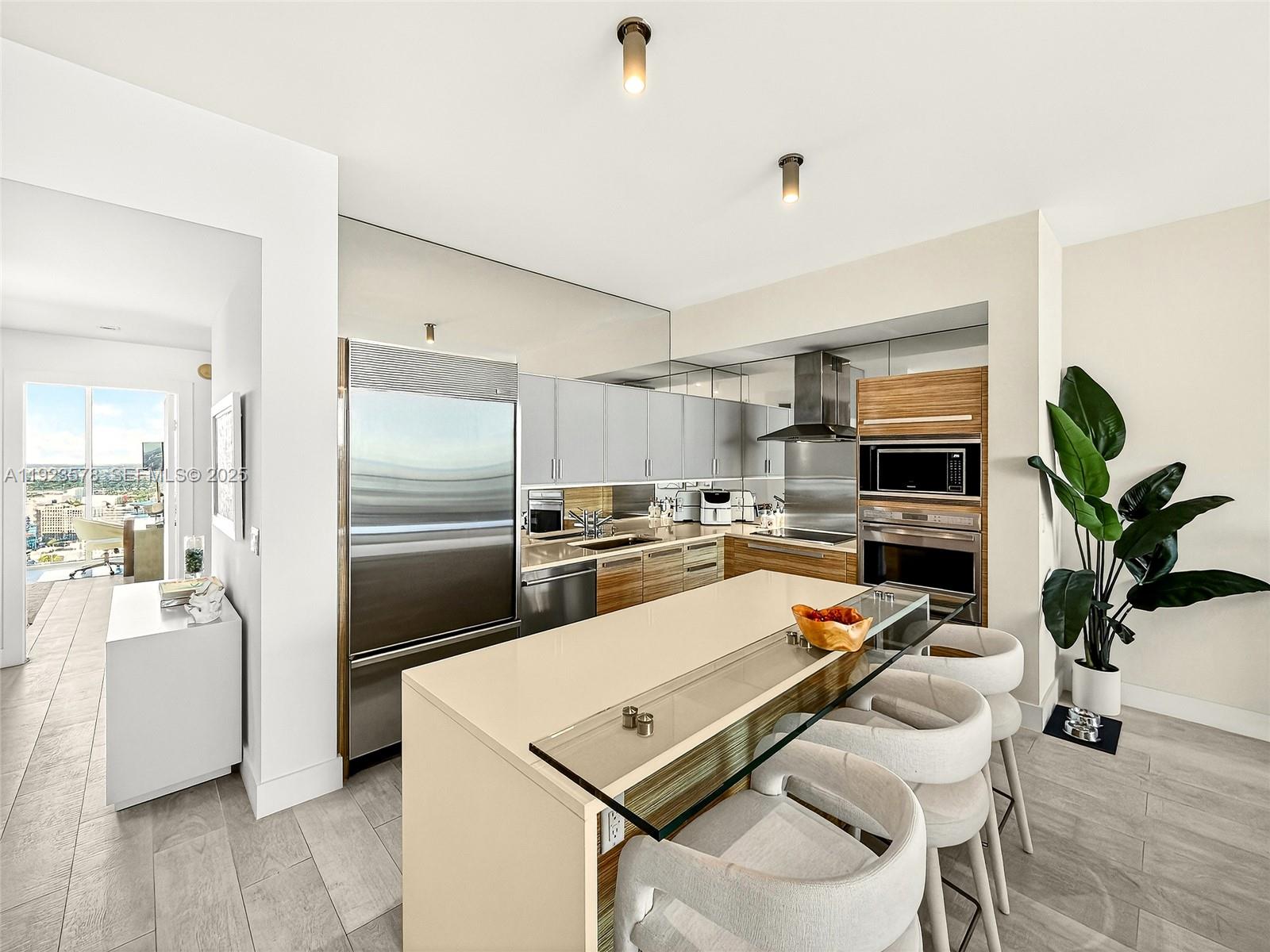 2020 N Bayshore Dr #4103 Miami, FL 33137