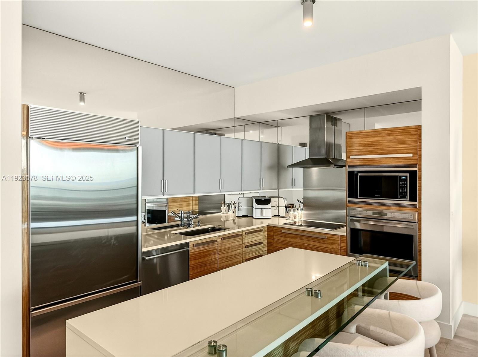 2020 N Bayshore Dr #4103 Miami, FL 33137