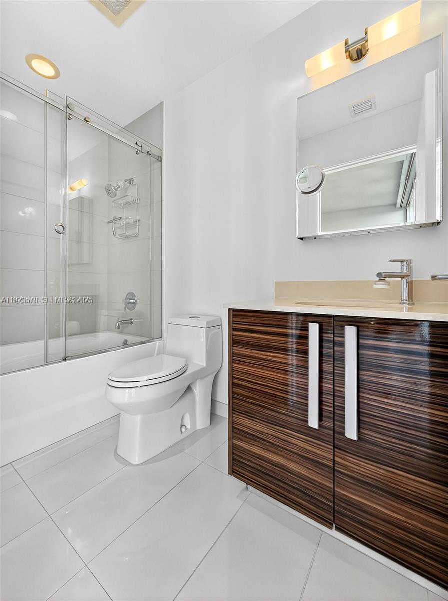 2020 N Bayshore Dr #4103 Miami, FL 33137