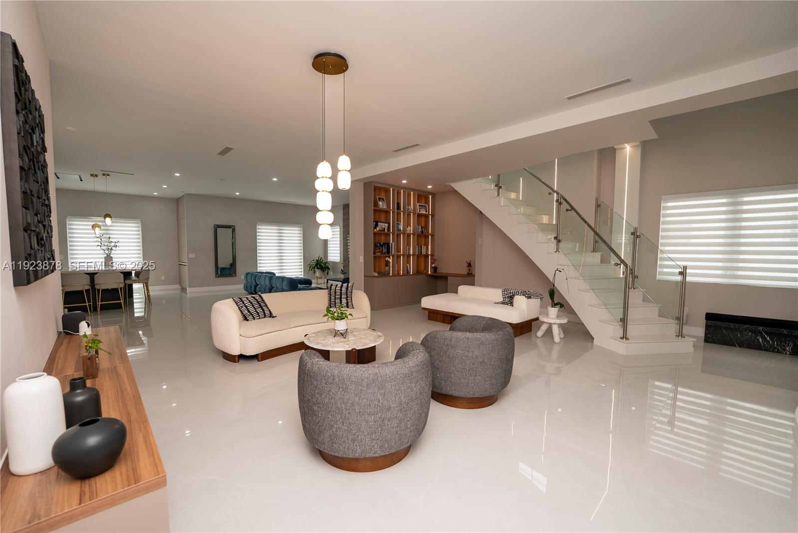 8340 NW 33rd Ter Doral, FL 33122