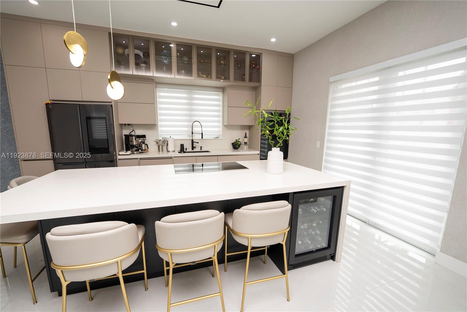 8340 NW 33rd Ter Doral, FL 33122