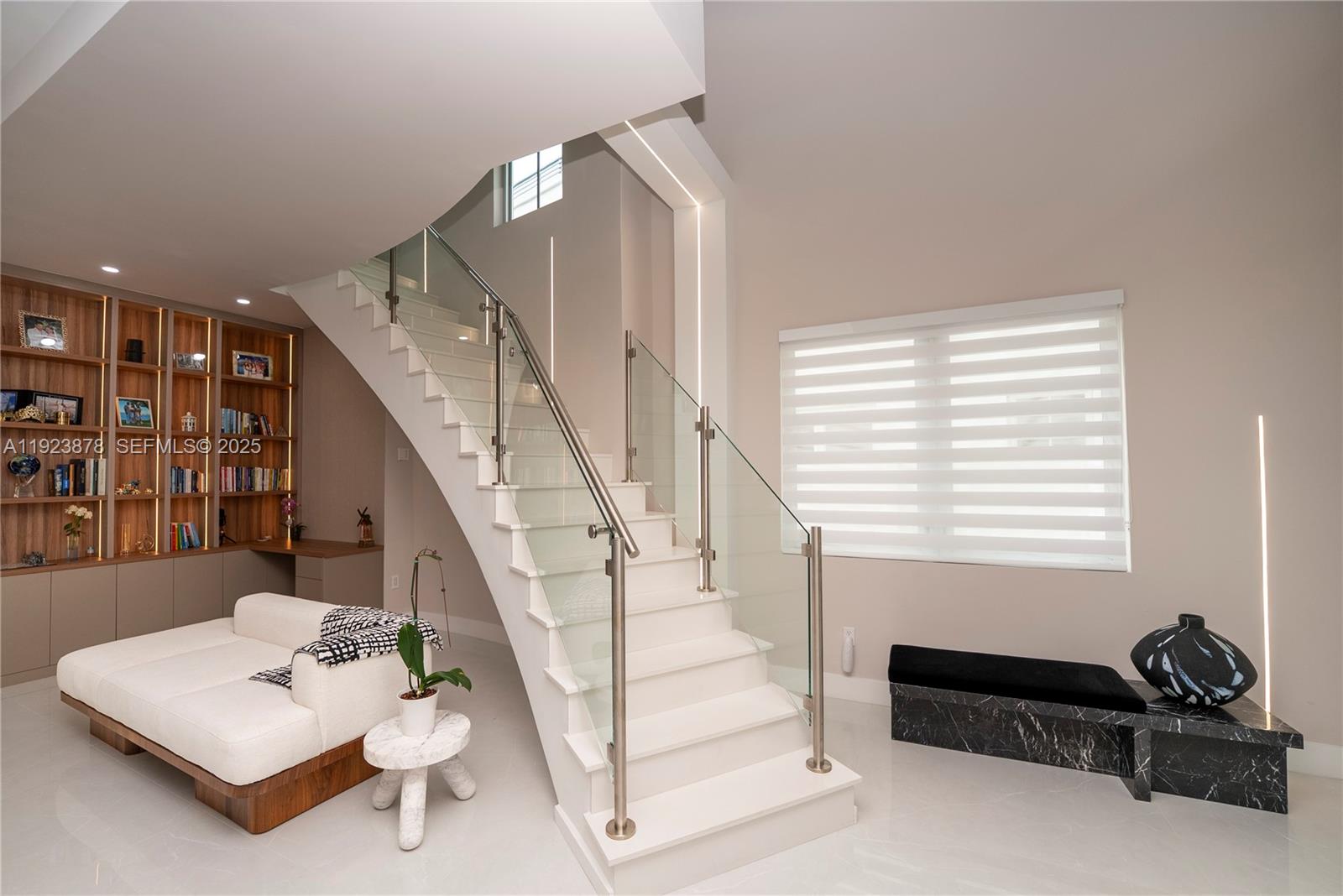 8340 NW 33rd Ter Doral, FL 33122