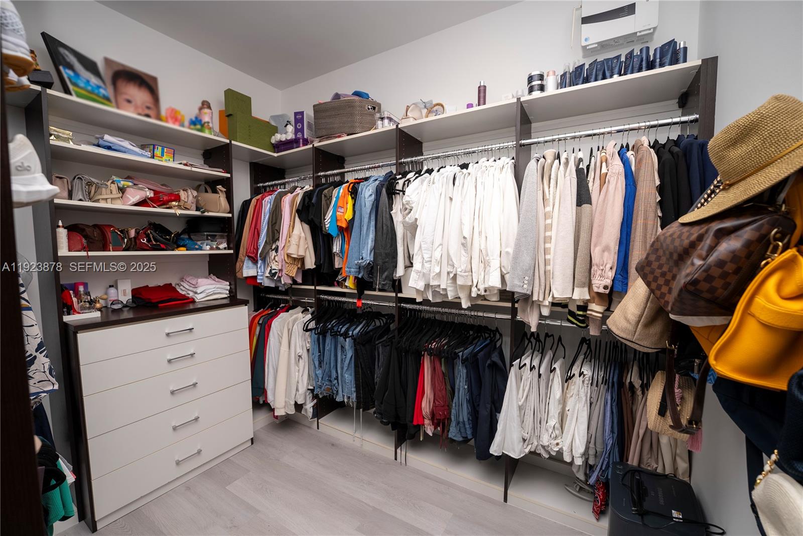 8340 NW 33rd Ter Doral, FL 33122