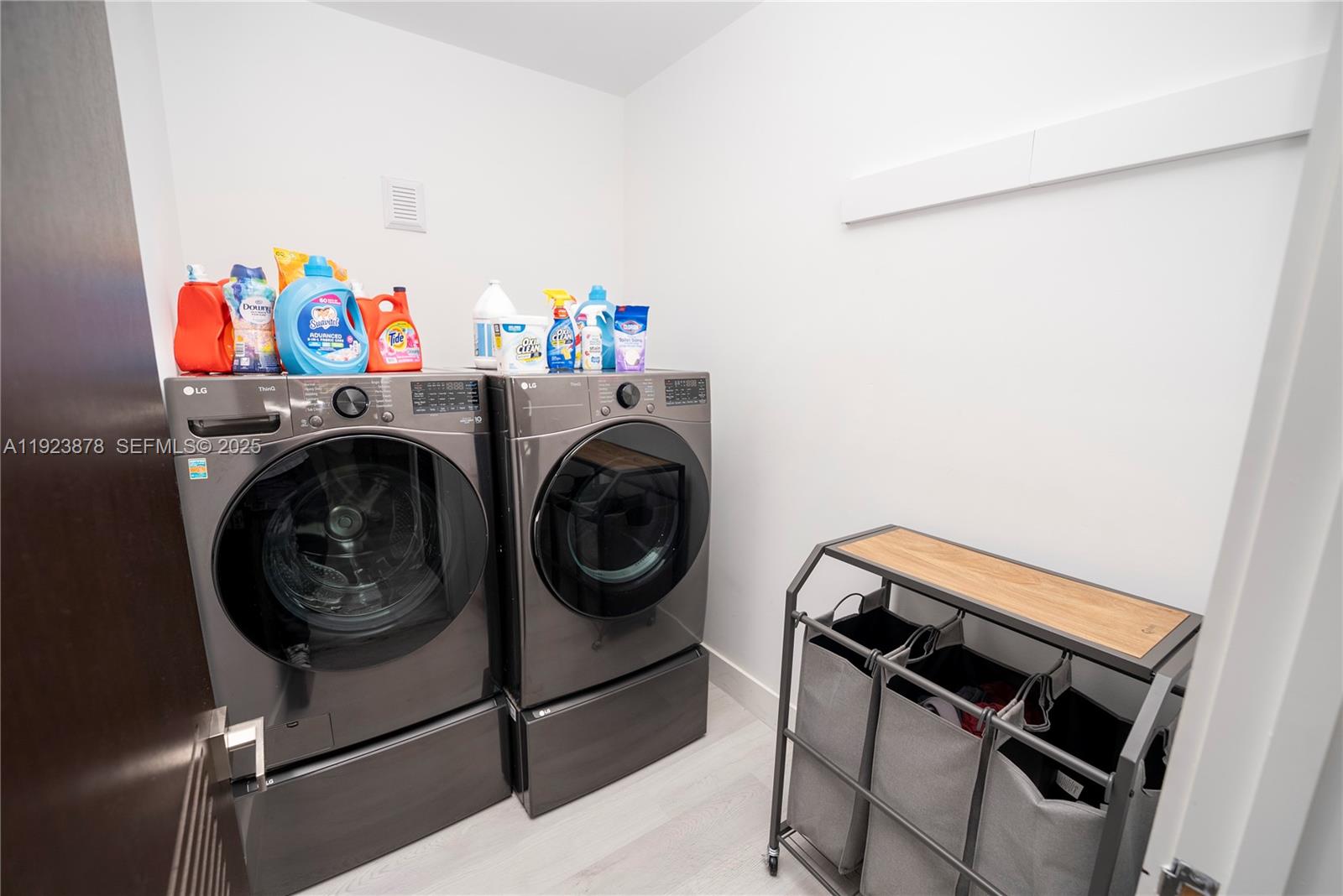 8340 NW 33rd Ter Doral, FL 33122