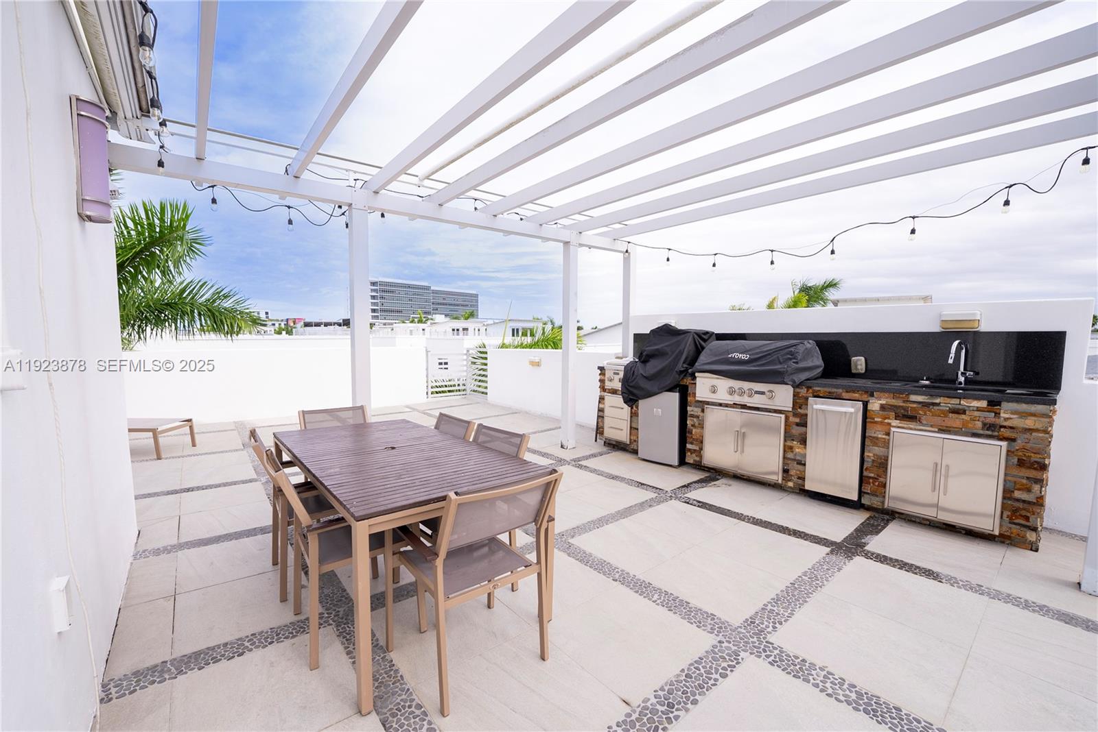 8340 NW 33rd Ter Doral, FL 33122