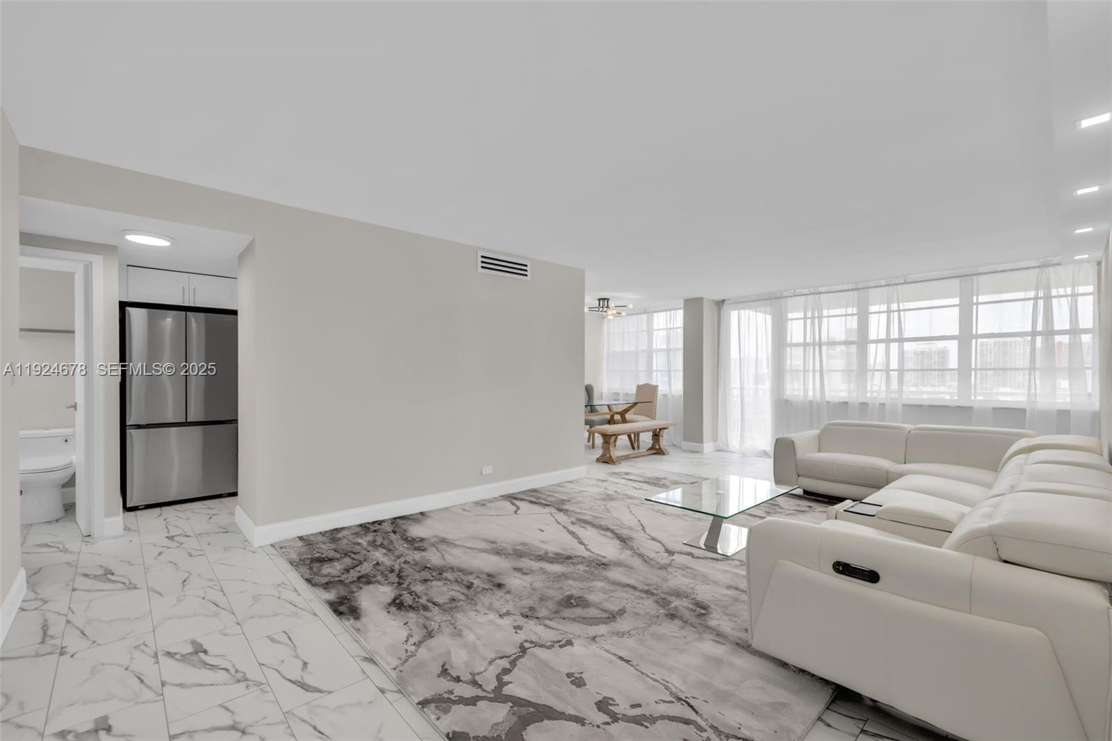 251 174th St #1415 Sunny Isles Beach, FL 33160