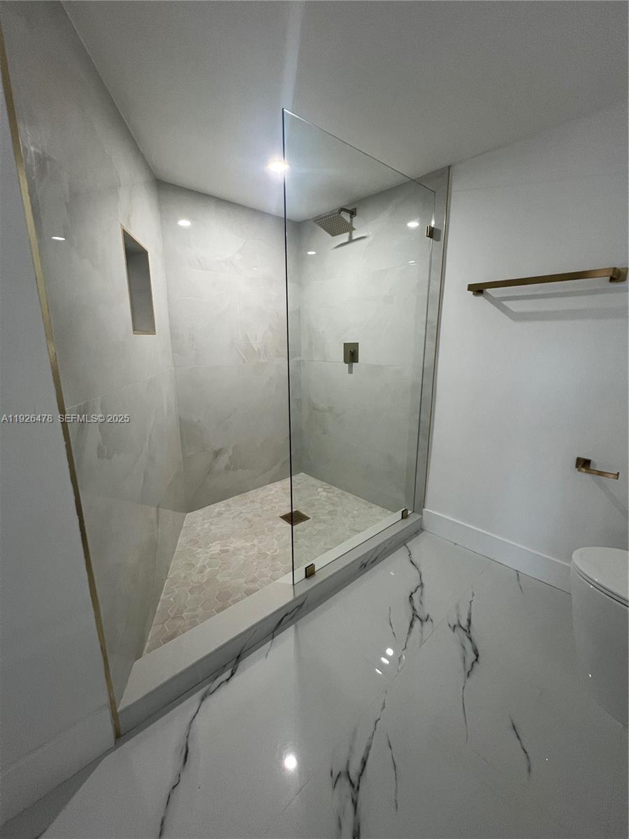 20610 NE 7th Ct Miami, FL 33179