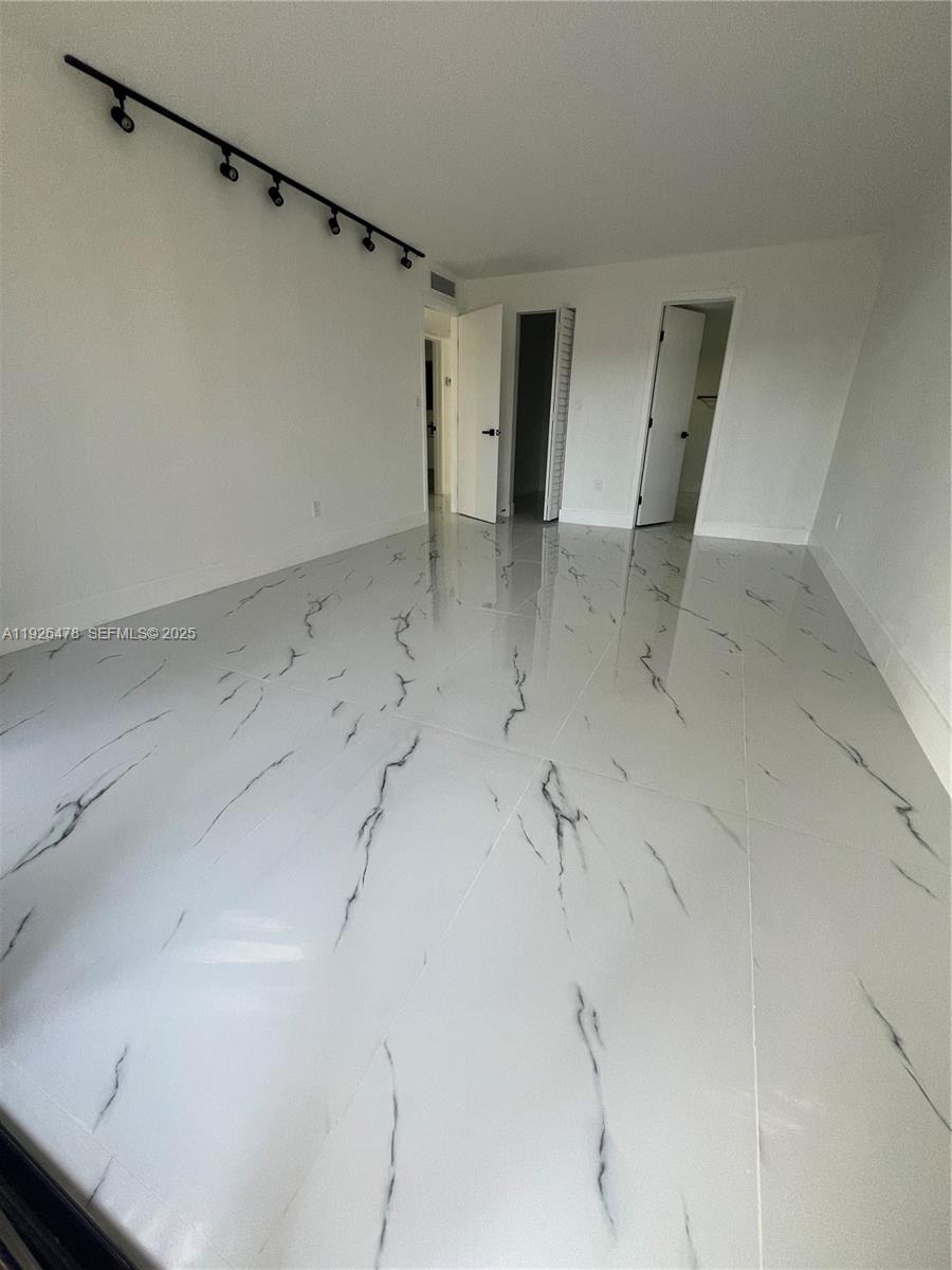 20610 NE 7th Ct Miami, FL 33179