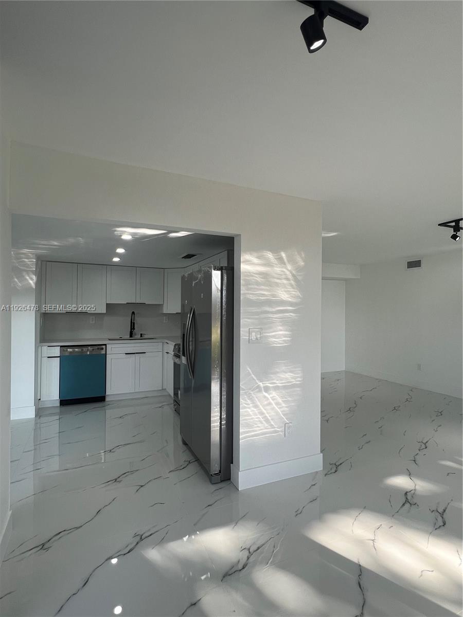 20610 NE 7th Ct Miami, FL 33179